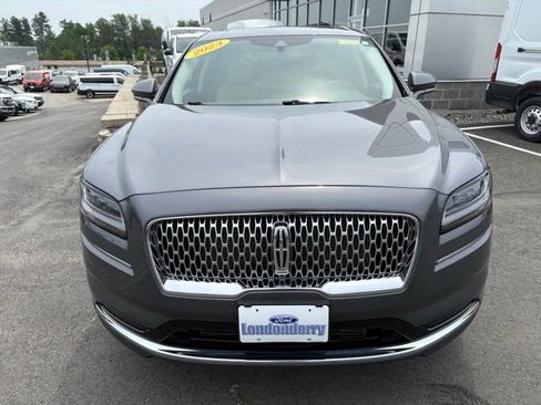 Used 2023 Lincoln Nautilus Reserve w/ Luxury Package AWD/4WD image 8