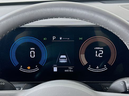 Certified 2025 Hyundai Kona SEL AWD/4WD image 12