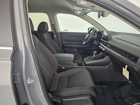 Used 2026 Honda CR-V LX image 10