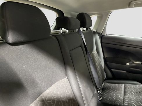 Used 2021 Mitsubishi Outlander Sport SE image 27