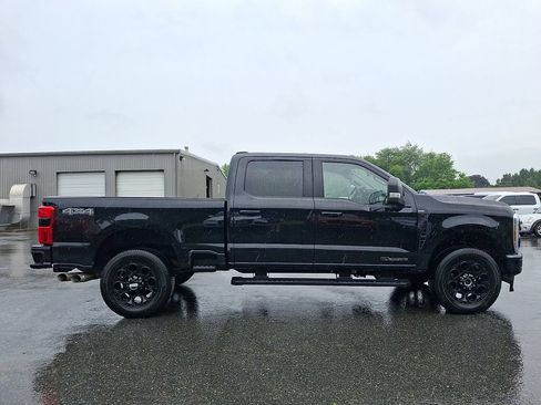 Used 2026 Ford F250 Lariat w/ Black Appearance Package AWD/4WD image 7