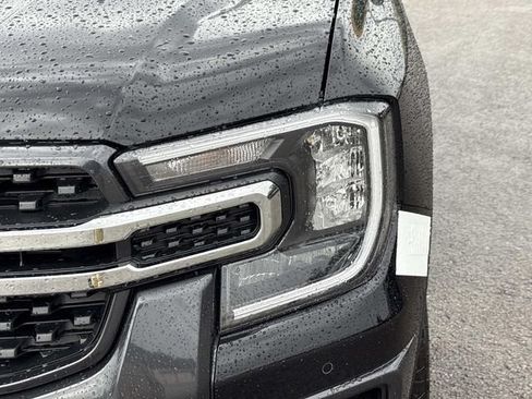 New 2026 Ford Ranger Lariat w/ FX4 Off-Road Package AWD/4WD image 11