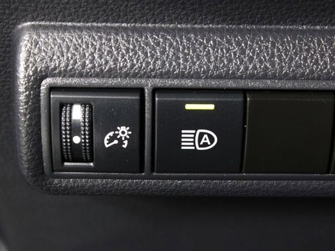 Used 2024 Toyota Corolla LE image 21