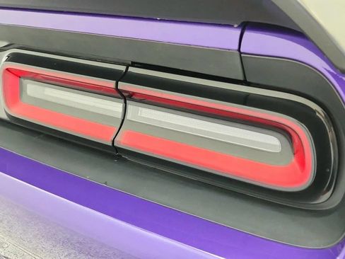 Used 2019 Dodge Challenger SRT Hellcat Redeye RWD image 31