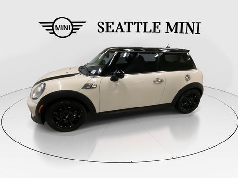 Used 2013 MINI Cooper S image 6