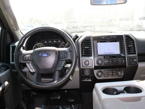 Used 2019 Ford F150 XLT w/ Equipment Group 302A Luxury RWD image 13