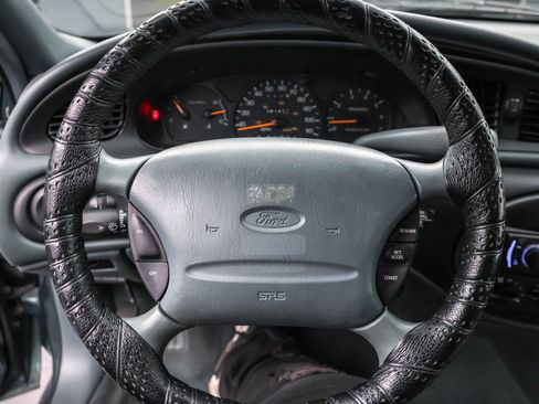 Used 1997 Ford Taurus GL FWD image 11