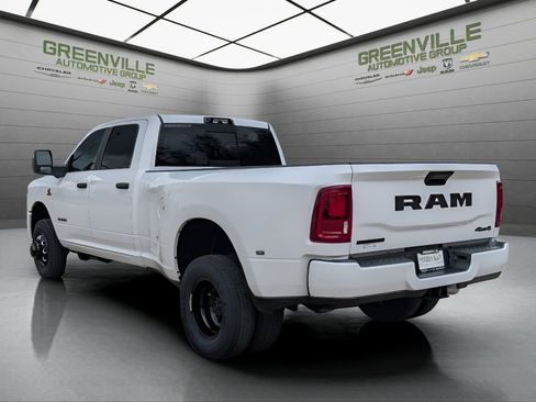 New 2026 RAM 3500 Big Horn AWD/4WD image 7