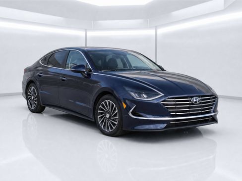Used 2021 Hyundai Sonata SEL FWD image 2