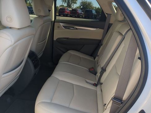 Used 2019 Cadillac XT5 Luxury image 14