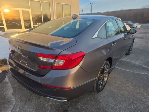 Used 2022 Honda Accord EX-L image 5
