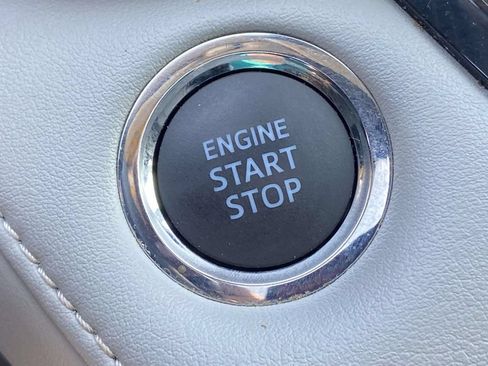 Used 2017 Toyota RAV4 Limited FWD image 26