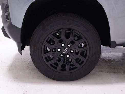 New 2026 Chevrolet Colorado W/T w/ WT Custom Package RWD image 9