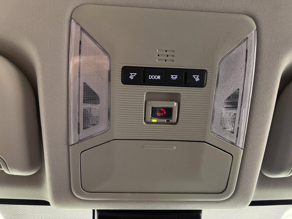 Certified 2025 Toyota RAV4 LE AWD/4WD image 29