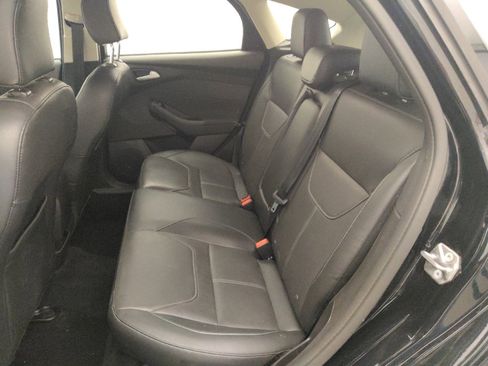 Used 2018 Ford Focus Titanium image 18