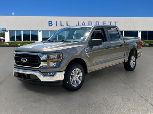 Used 2023 Ford F150 XLT RWD image 3