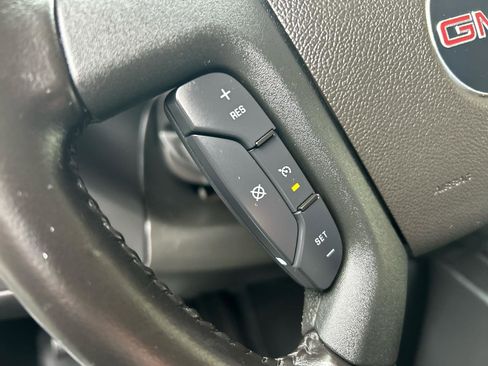 Used 2023 GMC Savana 2500 w/ Driver Convenience Package image 24