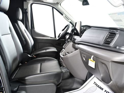 New 2026 Ford Transit 250 148 Medium Roof Extended AWD image 10