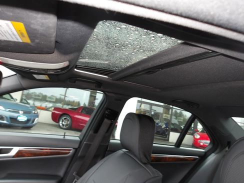 Used 2013 Mercedes-Benz C 250 Sport image 13