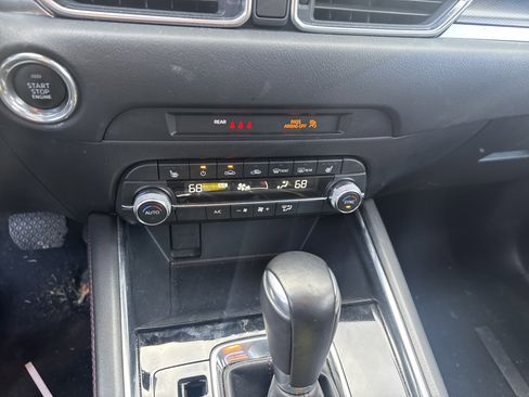 Used 2024 MAZDA CX-5 Carbon Edition image 25