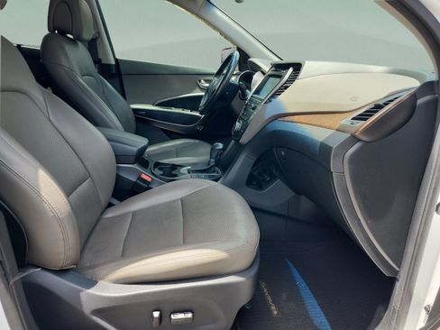 Used 2018 Hyundai Santa Fe Sport FWD image 20