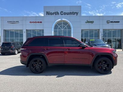 Used 2024 Jeep Grand Cherokee Altitude