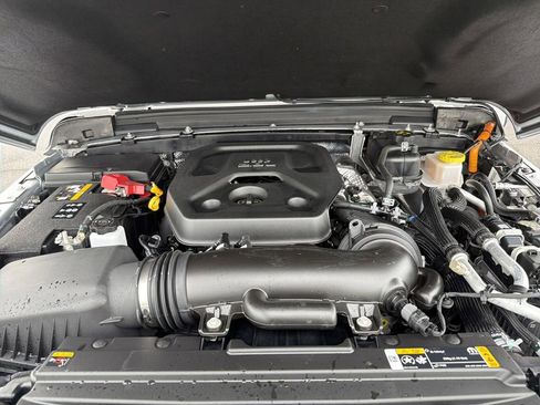 Used 2024 Jeep Wrangler Unlimited Rubicon 4xe image 34