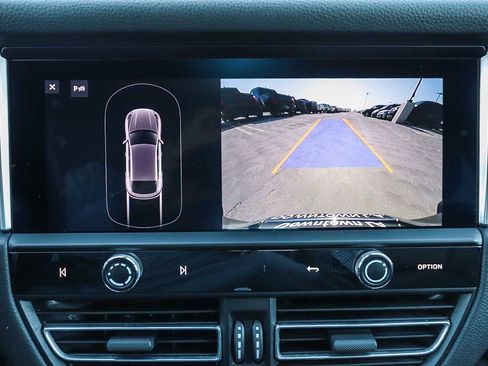 Used 2023 Porsche Macan image 34