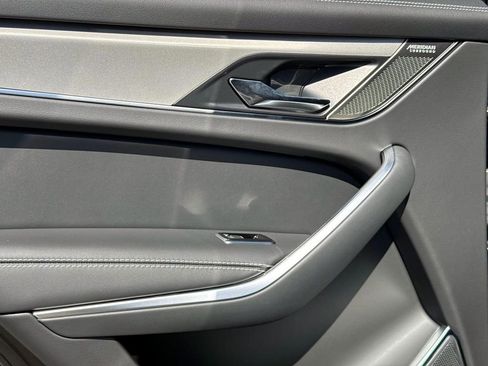 New 2025 Jaguar F-PACE R-Dynamic S image 11