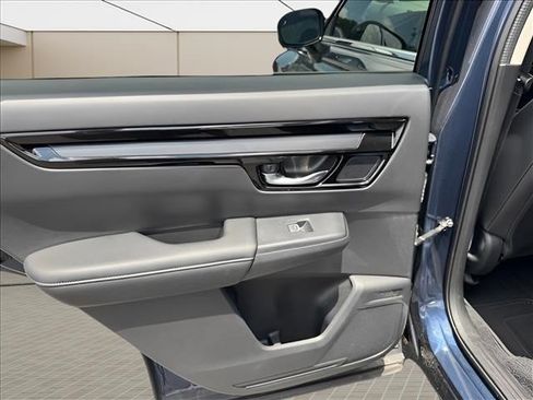 Used 2025 Honda CR-V EX-L image 18