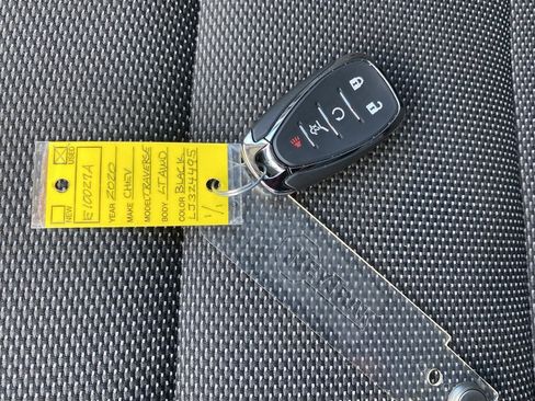 Certified 2020 Chevrolet Traverse LT w/ Driver Confidence II Package image 29