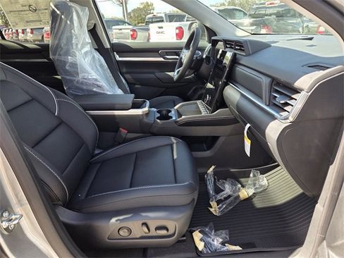 New 2026 GMC Terrain Denali w/ LPO, Floor Liner Package image 14