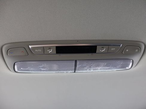 Used 2022 Kia Telluride LX FWD image 52