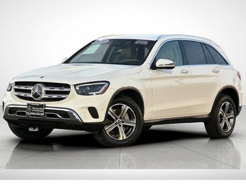 Certified 2022 Mercedes-Benz GLC 300 image 2
