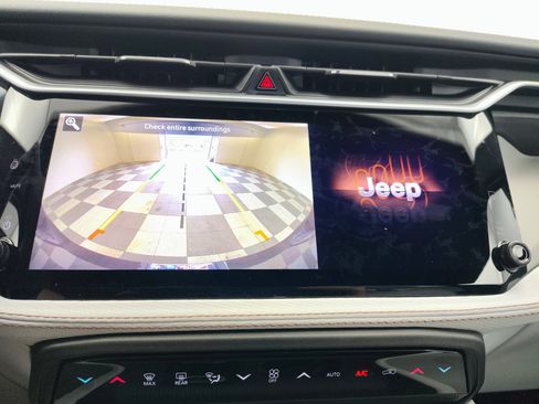 New 2026 Jeep Cherokee Limited AWD/4WD image 4
