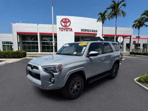 Certified 2021 Toyota 4Runner Trail Special Edition AWD/4WD image 3