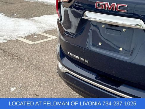 Used 2022 GMC Terrain Denali w/ Denali Premium Package image 31