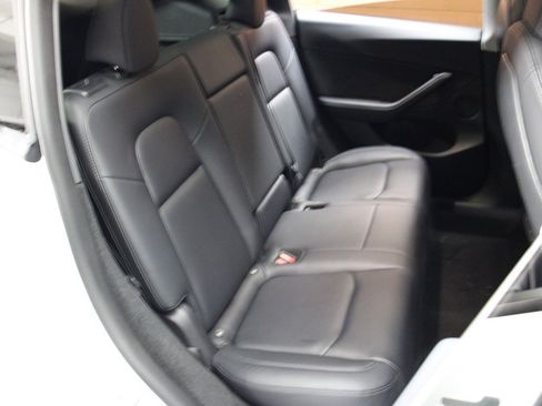 Used 2023 Tesla Model Y Long Range image 24