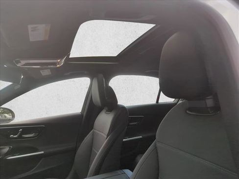 Used 2024 Mercedes-Benz C 300 4MATIC Sedan image 16