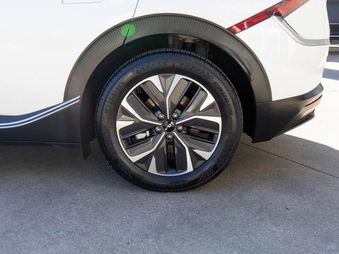 Certified 2024 Kia EV6 Light image 30