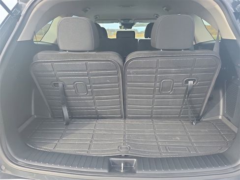 Certified 2025 Kia Sorento LX image 23