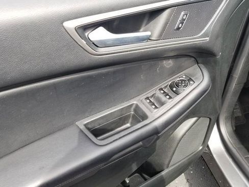 Used 2023 Ford Edge SEL w/ Convenience Package image 11