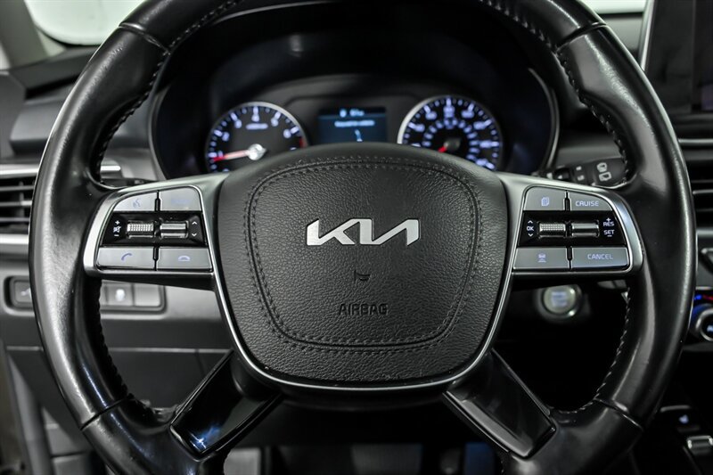 Used 2022 Kia Telluride S AWD/4WD image 23