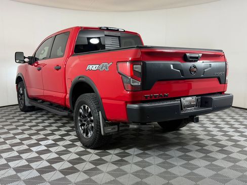 Used 2021 Nissan Titan PRO-4X w/ Pro-4x Convenience Package AWD/4WD image 3