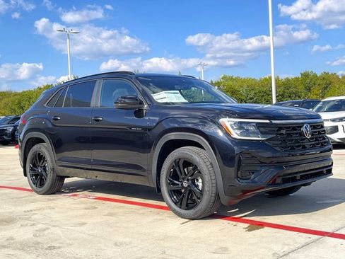 New 2026 Volkswagen Atlas Cross Sport SEL R-Line image 6
