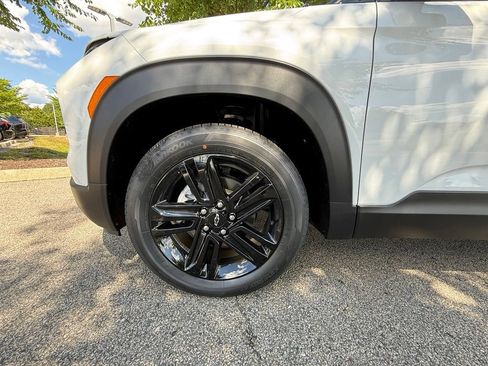 New 2026 Chevrolet TrailBlazer LT w/ Convenience Package AWD/4WD image 31
