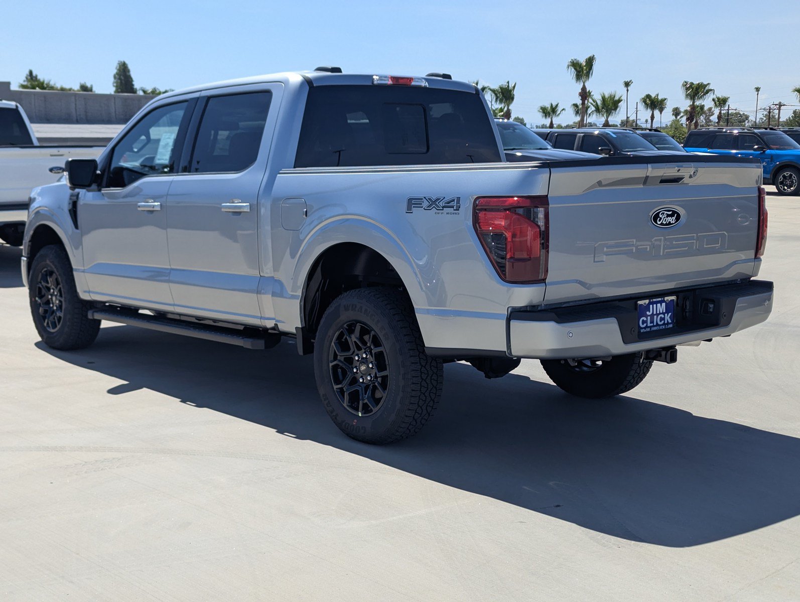 New 2026 Ford F150 XLT w/ Equipment Group 302A MID AWD/4WD image 4