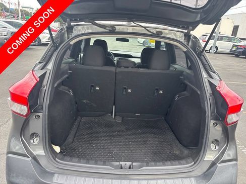 Used 2019 Nissan Kicks SV w/ Exterior Package FWD image 11
