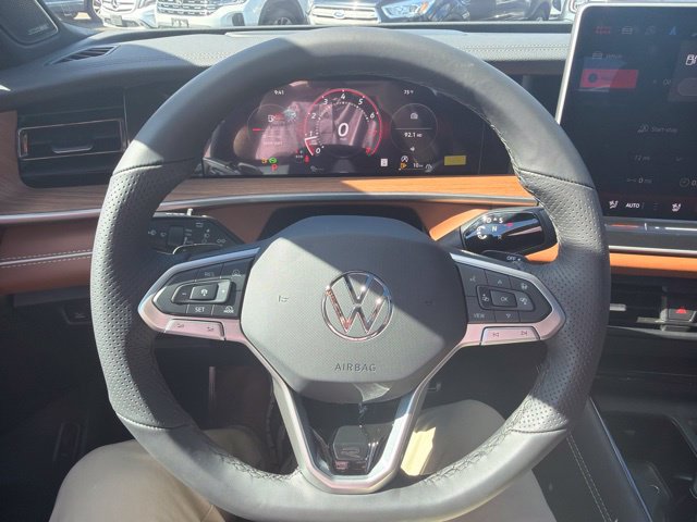 New 2026 Volkswagen Tiguan SEL R-Line AWD/4WD image 15