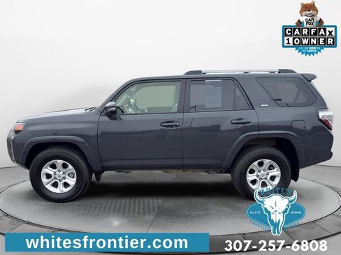 Used 2024 Toyota 4Runner SR5 Premium image 4